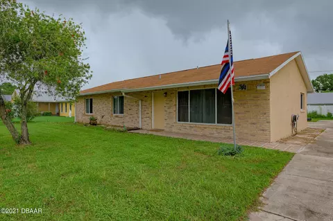 3111 Queen Palm Dr, Edgewater, FL 32141 photo 1
