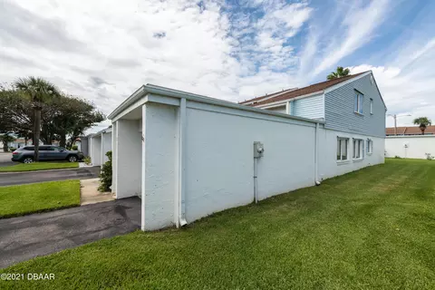 16 Bristol Ln, Ormond Beach, FL 32176 photo 4