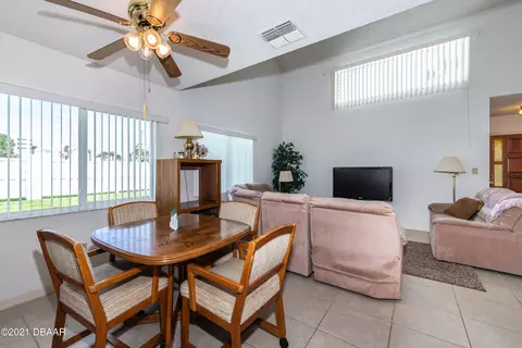 16 Bristol Ln, Ormond Beach, FL 32176 photo 5
