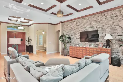 625 Woodbridge Dr, Ormond Beach, FL 32174 photo 12