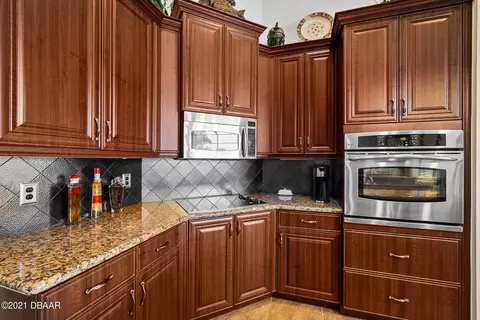 978 Stone Lake Dr, Ormond Beach, FL 32174 photo 10