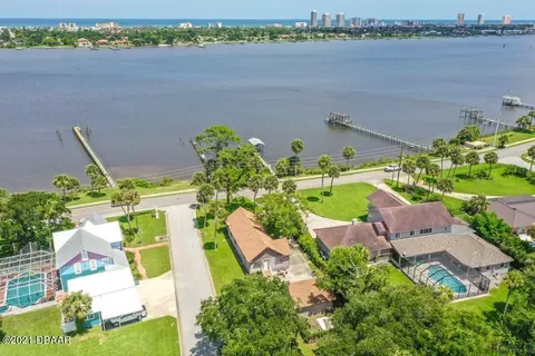 544 S Beach St, Ormond Beach, FL 32174 photo 4