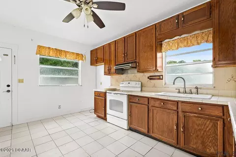 544 S Beach St, Ormond Beach, FL 32174 photo 15
