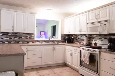 501 Cherrywood Dr, Ormond Beach, FL 32174 photo 7