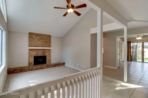 189 Cloverdale Ct, Ormond Beach, FL 32174 photo 3
