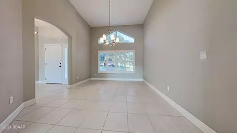 39 Lakecliff Dr, Ormond Beach, FL 32174 photo 2