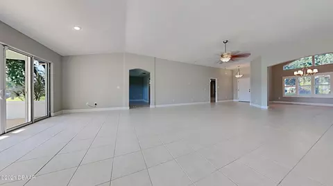 39 Lakecliff Dr, Ormond Beach, FL 32174 photo 4