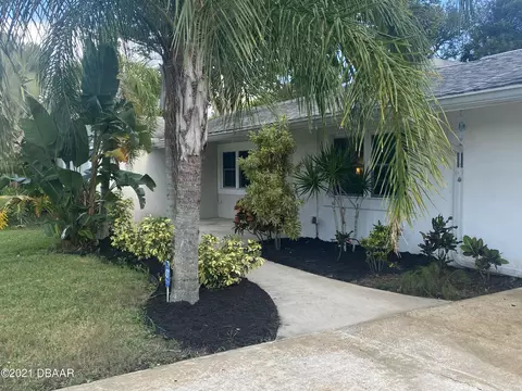 50 Benjamin Dr, Ormond Beach, FL 32176 photo 2