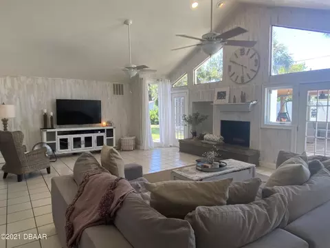 50 Benjamin Dr, Ormond Beach, FL 32176 photo 8