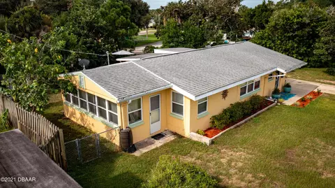 64 Alamanda Dr, Ormond Beach, FL 32176 photo 2