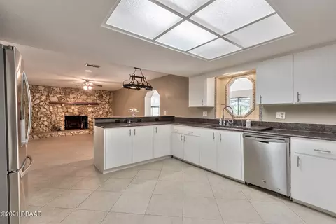123 Pine Tree Dr, Ormond Beach, FL 32174 photo 8
