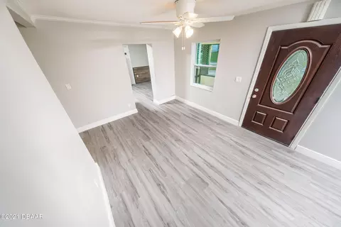 2919 Yule Tree Dr, Edgewater, FL 32141 photo 9