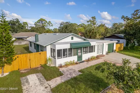 2919 Yule Tree Dr, Edgewater, FL 32141 photo 3
