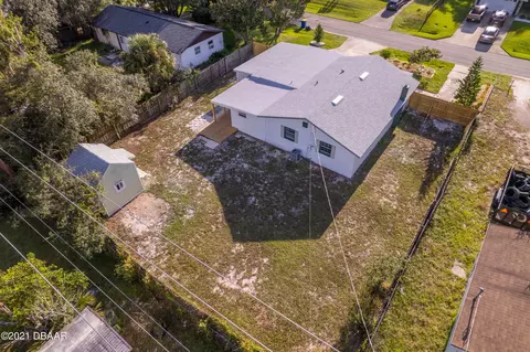 2919 Yule Tree Dr, Edgewater, FL 32141 photo 5