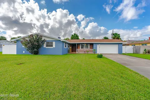 240 Ellicott Dr, Ormond Beach, FL 32176 photo 2