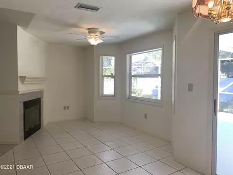 15 Katrinas Dr, Ormond Beach, FL 32174 photo 9