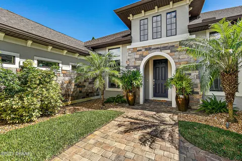 644 Southlake Dr, Ormond Beach, FL 32174 photo 4