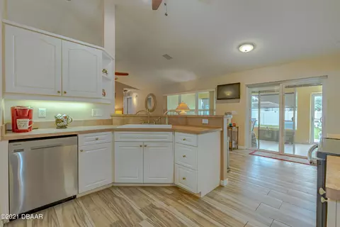 2718 Date Palm Dr, Edgewater, FL 32141 photo 19