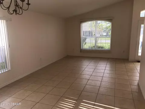 814 Star Reef Ln, Edgewater, FL 32132 photo 6