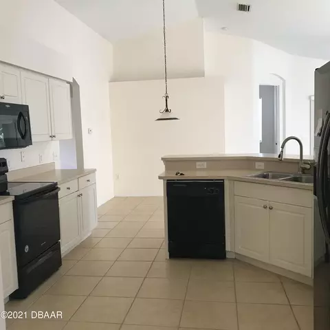 814 Star Reef Ln, Edgewater, FL 32132 photo 9