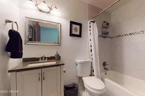 1522 Pine Tree Dr, Edgewater, FL 32132 photo 10