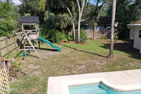 1522 Pine Tree Dr, Edgewater, FL 32132 photo 17