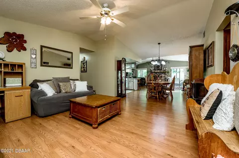 2933 Sabal Palm Dr, Edgewater, FL 32141 photo 12