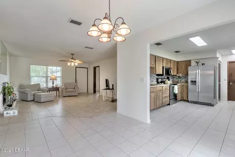 3022 Pine Tree Dr, Edgewater, FL 32141 photo 7