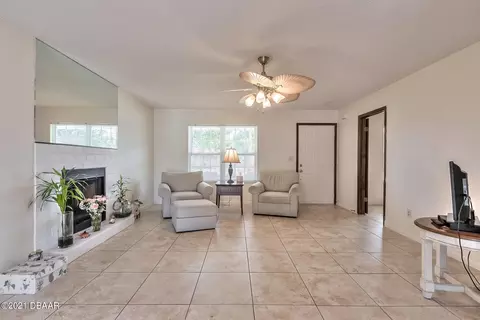 3022 Pine Tree Dr, Edgewater, FL 32141 photo 6