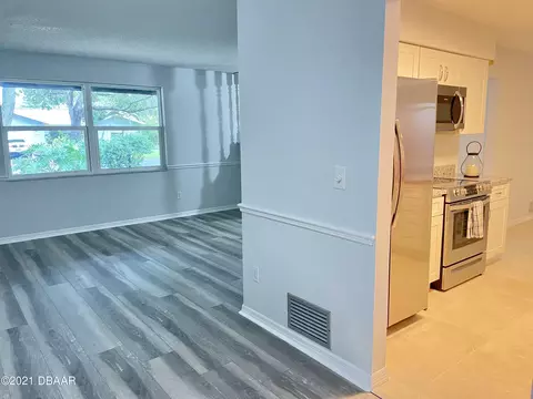 1208 Overbrook Dr, Ormond Beach, FL 32174 photo 8