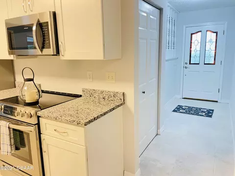 1208 Overbrook Dr, Ormond Beach, FL 32174 photo 4