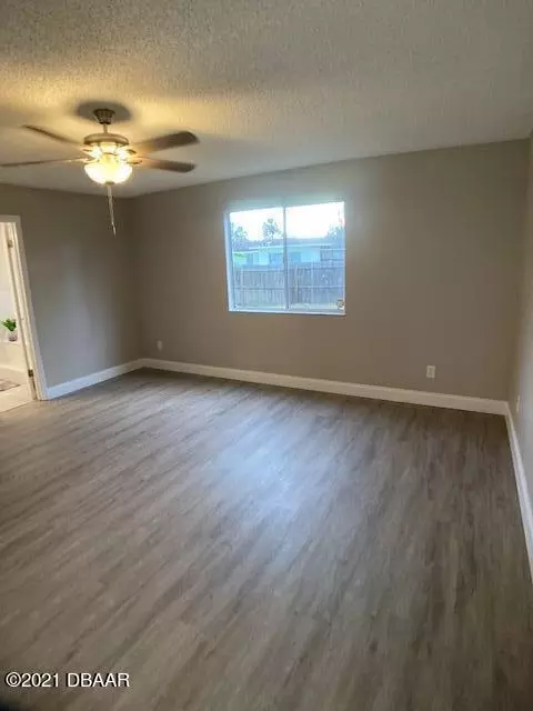 2812 Orange Tree Dr, Edgewater, FL 32141 photo 13