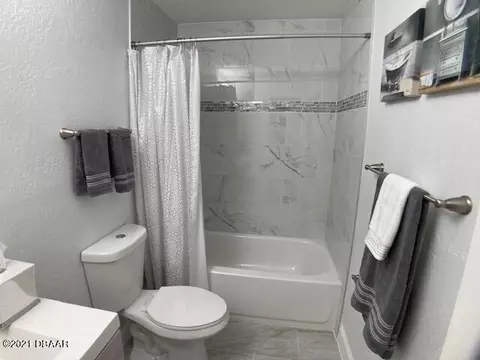 2812 Orange Tree Dr, Edgewater, FL 32141 photo 12