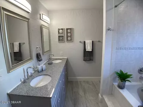 2812 Orange Tree Dr, Edgewater, FL 32141 photo 8