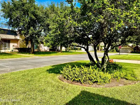 413 Seabrook Rd, Ormond Beach, FL 32174 photo 2