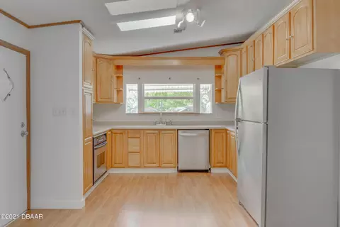 166 Vanguard Cir, Cocoa, FL 32926 photo 4