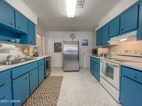 200 Warwick Ave, Ormond Beach, FL 32174 photo 12