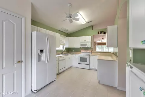 4 Reflections Village Dr, Ormond Beach, FL 32174 photo 8