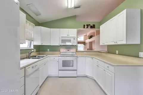 4 Reflections Village Dr, Ormond Beach, FL 32174 photo 10