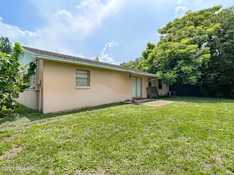 66 Broadmoor Cir, Ormond Beach, FL 32174 photo 3