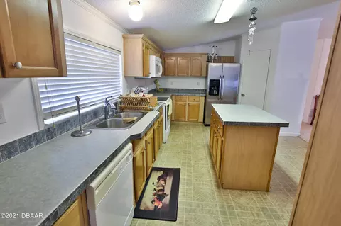 319 Endora St, Ormond Beach, FL 32174 photo 2