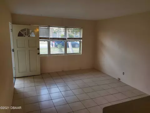 31 Margaret Rd, Ormond Beach, FL 32176 photo 3