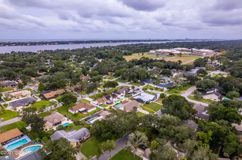 1107 Overbrook Dr, Ormond Beach, FL 32174 photo 4