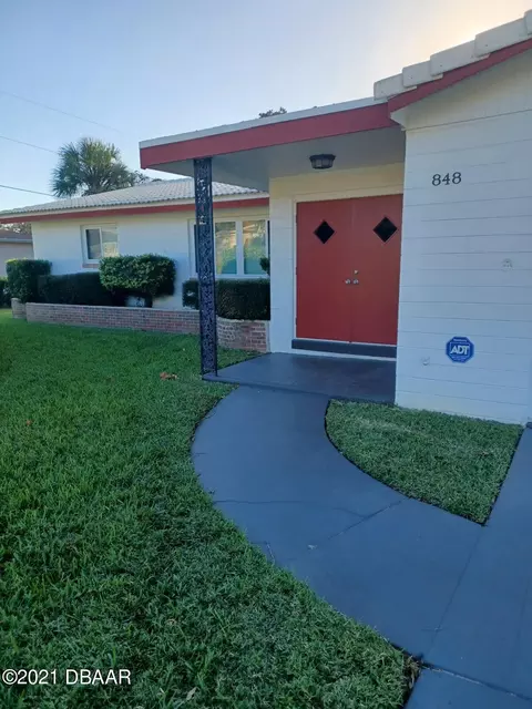 848 N Halifax Dr, Ormond Beach, FL 32176 photo 1