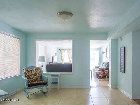 127 Bosarvey Dr, Ormond Beach, FL 32176 photo 4