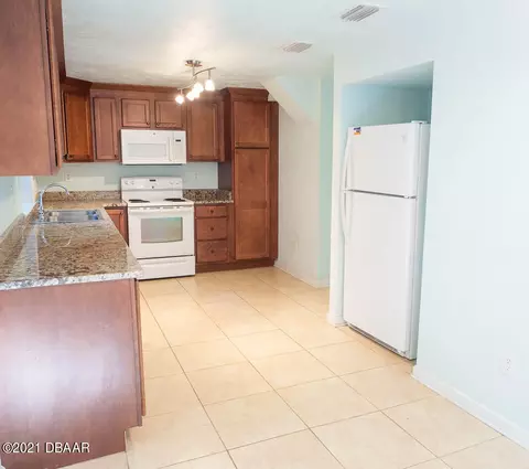 127 Bosarvey Dr, Ormond Beach, FL 32176 photo 6