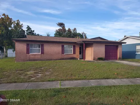 1324 S Golf Ave, Ormond Beach, FL 32174 photo 1