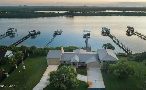 1005 S Riverside Dr, Edgewater, FL 32132 photo 13