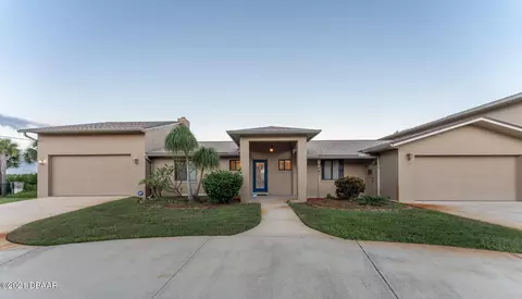 1005 S Riverside Dr, Edgewater, FL 32132 photo 17
