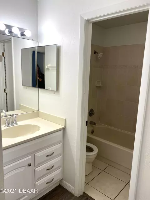240 Orange Grove Dr #B, Ormond Beach, FL 32174 photo 12